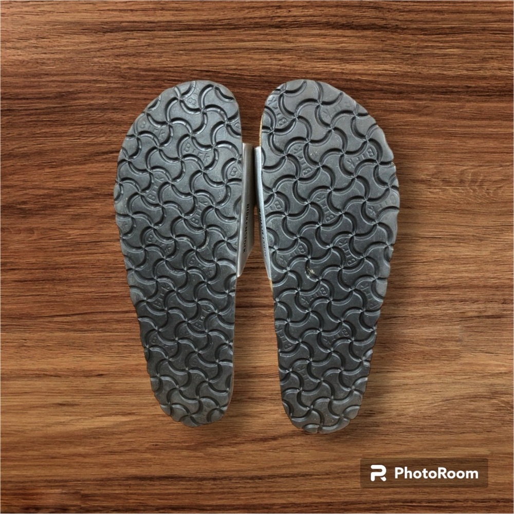 New Birkenstock Sandals - Picture 4 of 4